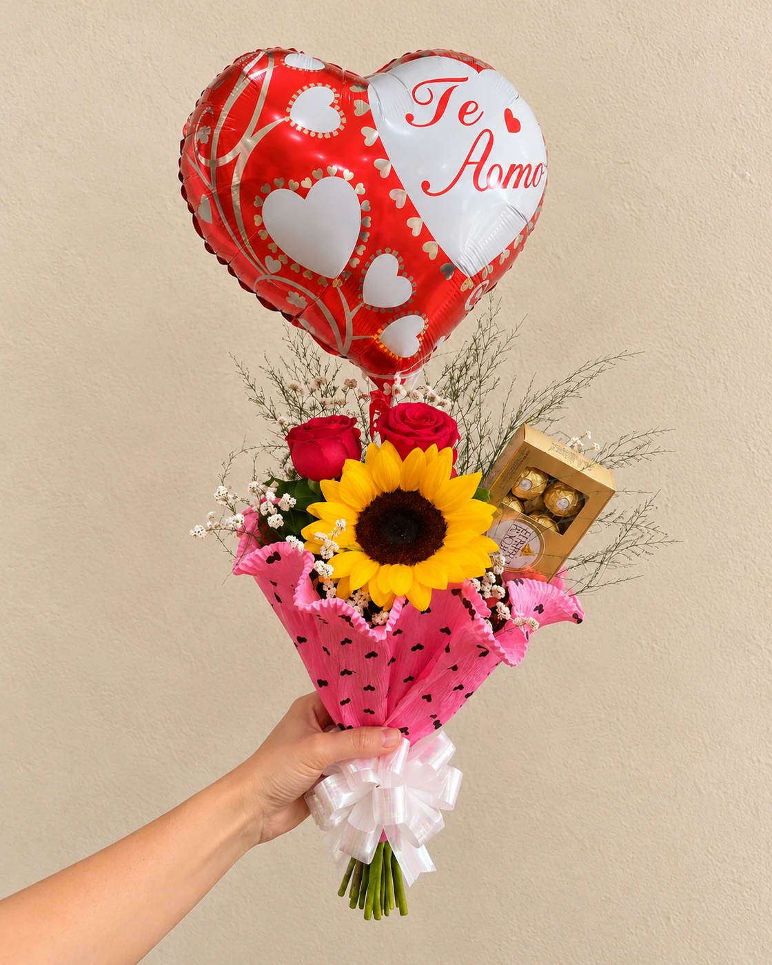 Rosas girasol , Globo 14" y Box ferrero x8
