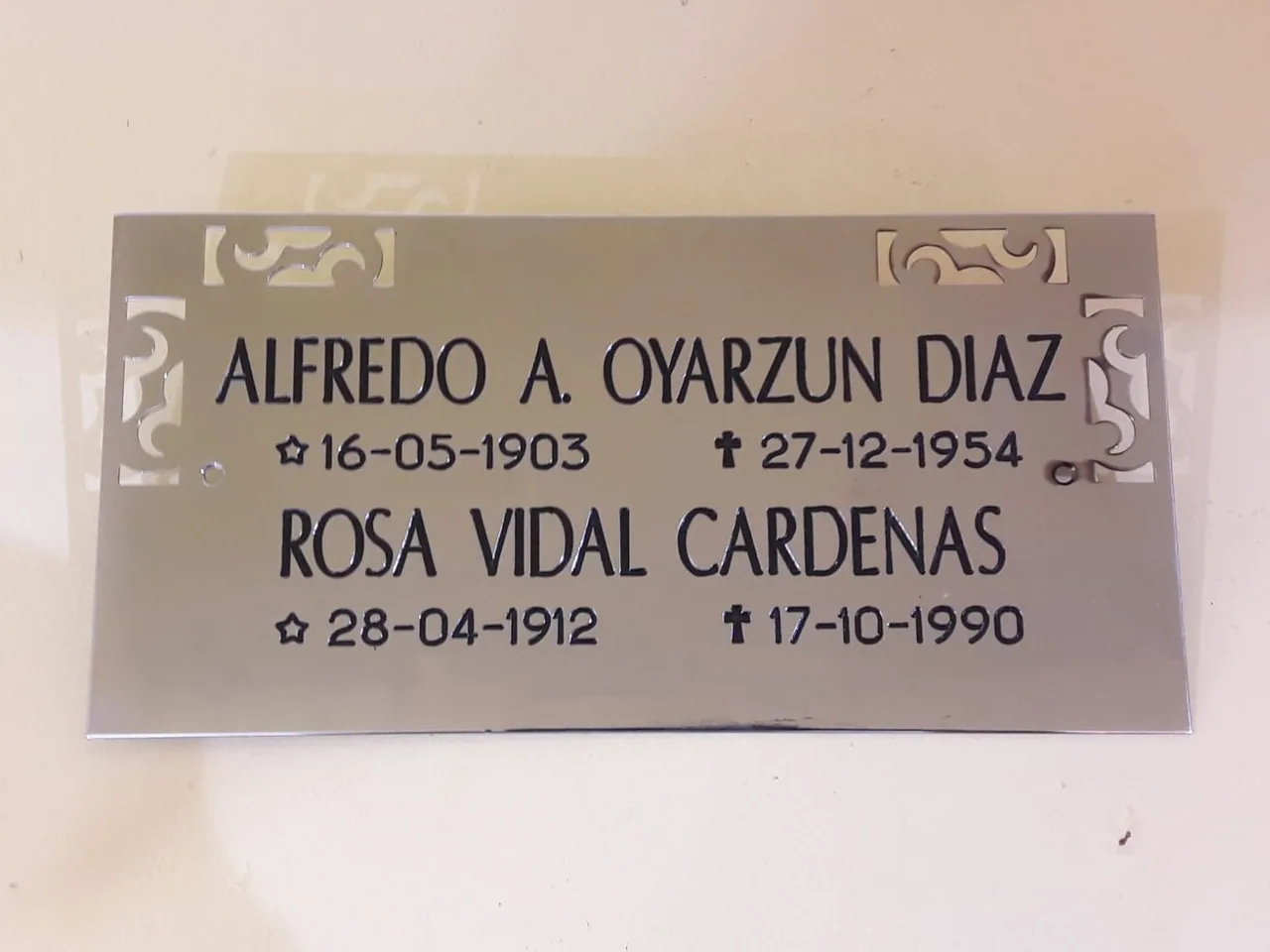 Chapa Bronce Cromado (20x10)