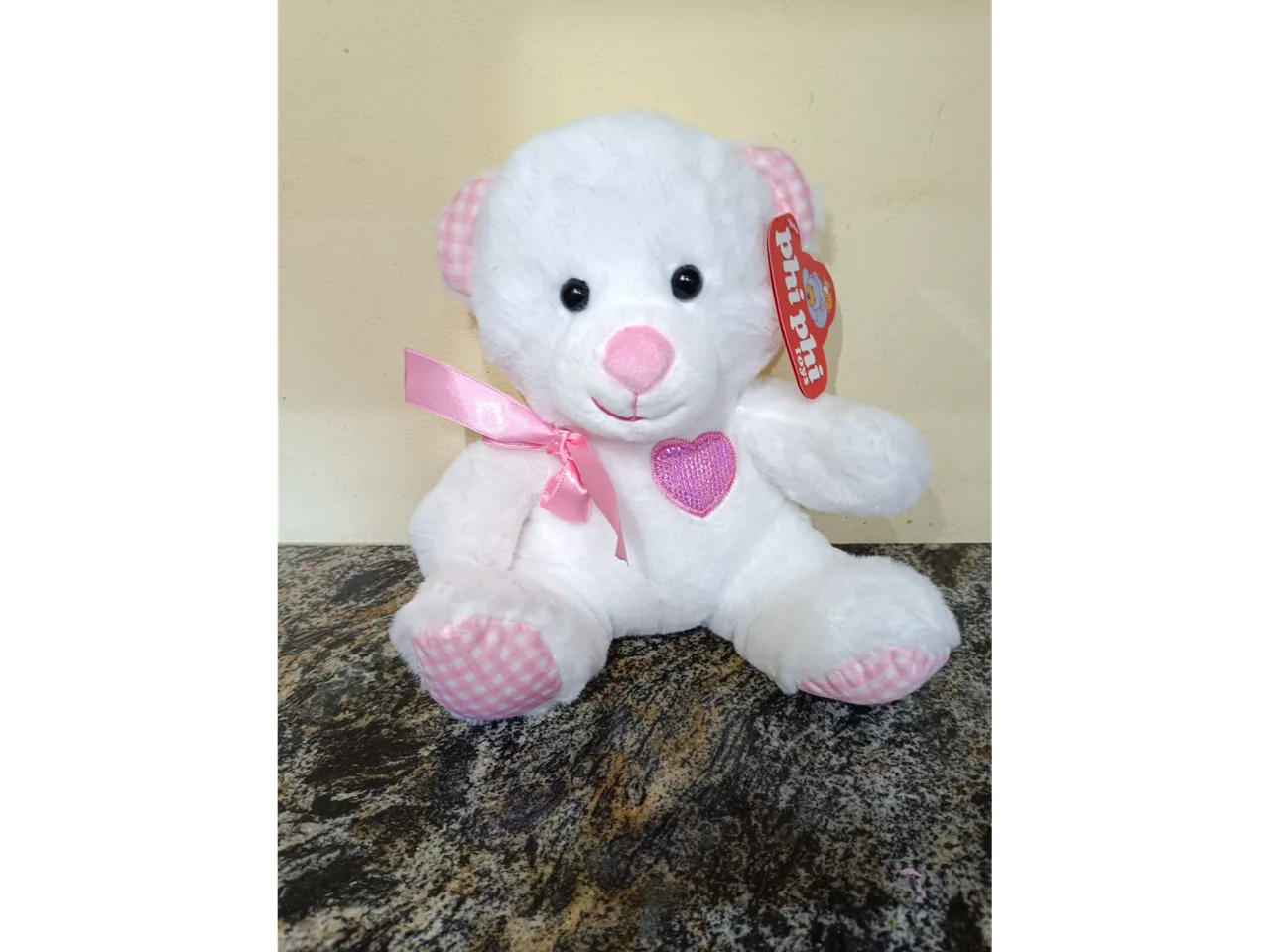 oso con moño rosa